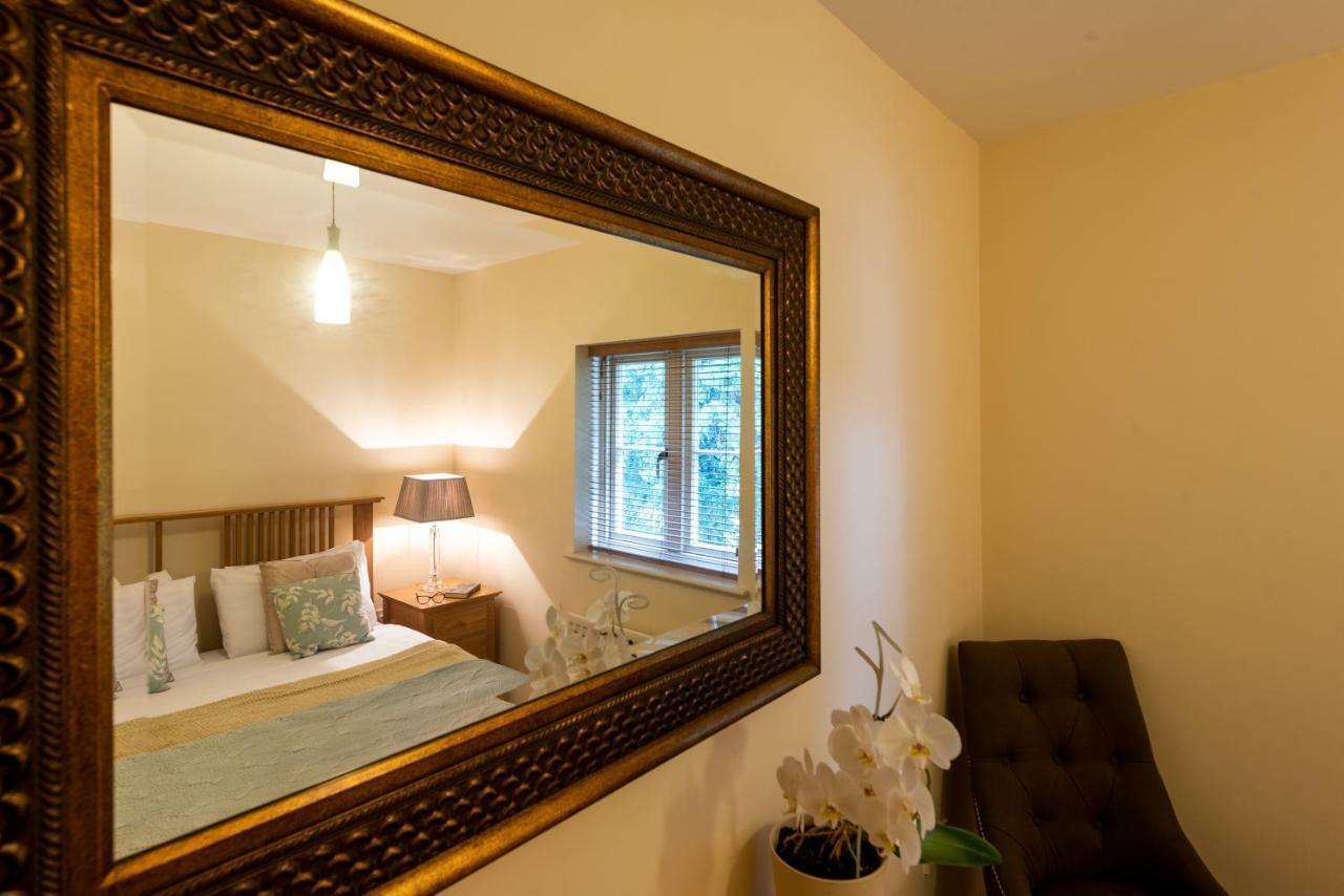 Lichfield Aparthotel Екстериор снимка
